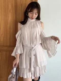 snidel 今季 コールドショルダーセットアップ