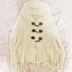 ニットポンチョ ベージュ リボンポケット付き