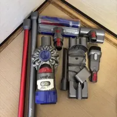Dyson V8 後期 SV25 付属品セット 正常動作品 ダイソン Dyson V8 後期 SV25 付属品セット 正常動作品 ダイソン - メルカリ