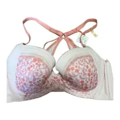 匿名配送　トリンプブラジャー　E65 ピンク　花柄