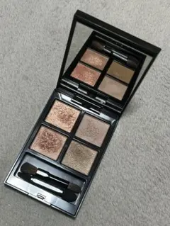 ADDICTION アイシャドウパレット Cashmere Dream 001