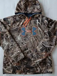 アンダーアーマー　リアルツリー柄　カモフラパーカー　裏フリース　Lサイズ