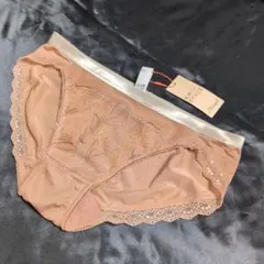 トリンプ♪ 刺繍入りオレンジベージュショーツ　M