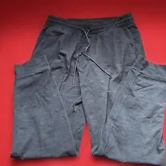 ユニクロ　ストレッチジョガーパンツ