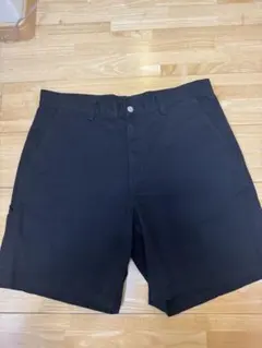 大人気Carhartt WIP DREWE SHORT ブラックショートパンツのサムネイル