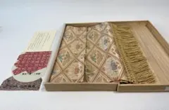 良品 京都老舗　川島織物　桐鳳凰紋 白茶 テーブルセンター 絹100% 美品のサムネイル