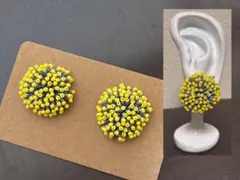 No.82 ハンドメイド　つぶつぶビーズ　ピアス　黄色　グレー