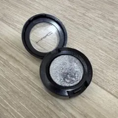 MAC エクストラ ディメンション アイシャドウ イブニンググレイ