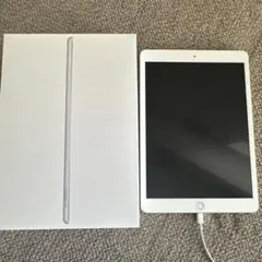 極美品】iPad 無印 第7世代 ケース付き - メルカリ