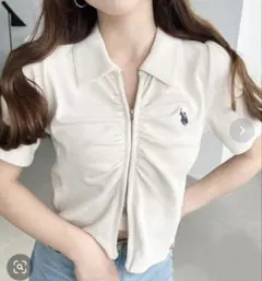 ワンポイント刺繍Wジップフロントギャザーえり付き半袖カーディガン POLOのサムネイル