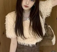 クリーム色 フワフワ半袖トップス