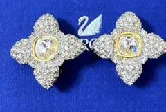 スワロフスキー　イヤリング　フラワー　スクエア　パヴェ　正規品　美品　箱付