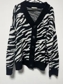 ems excite ニットカーディガン