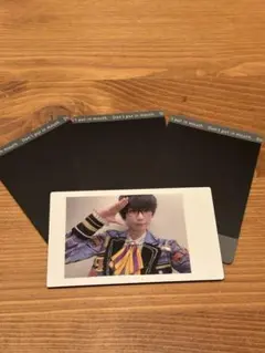 Item thumbnail for item 928bd3a9-fa4e-46de-9e5b-b8171af61348