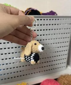 ハンドメイド　あみぐるみ　黒ワンちゃんのキーホルダー