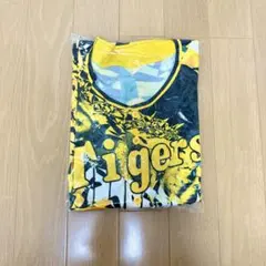 阪神タイガース　レプリカユニフォーム　幾何学模様