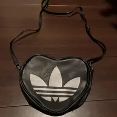 アディダスオリジナルス　ショルダーバックのサムネイル