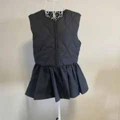 ブラック キルティング フレアダウンベスト ノースリーブ