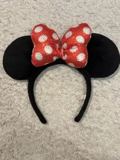 ミニーマウス カチューシャ 黒と赤