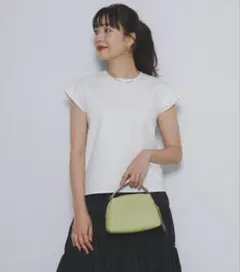 F by ROSSO コンパクトブラウスTシャツ　アーバンリサーチ　半袖Tシャツのサムネイル