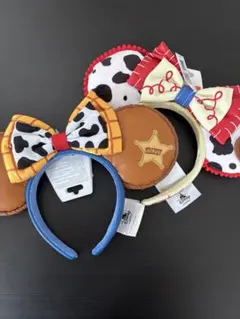 上海ディズニーカチューシャ ウッディ ジェシー - メルカリ