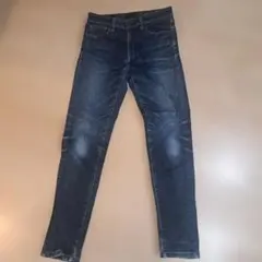 UNIQLO　メンズ　ダークブルー スキニーデニム　ウエスト70cm
