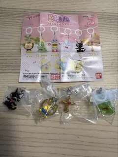 りぼん　めじるしアクセサリー　クロ＆ポコ太＆スドーザウルス＆ロザリオ　セット