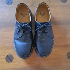 Dr. Martens ブラックレースアップシューズ
