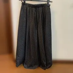 幾何学模様 フレア　ミモレ丈スカート ブラックのサムネイル