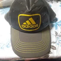 adidas アディダス メッシュキャップ カーキ