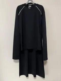 黒 長袖カットソー