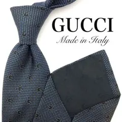 【極美品】GUCCI グッチ ネクタイ クレスト紋章 ロゴ 総柄 ナロー 極美品】GUCCI グッチ ネクタイ クレスト紋章 ロゴ 総柄 ナロー - メルカリ
