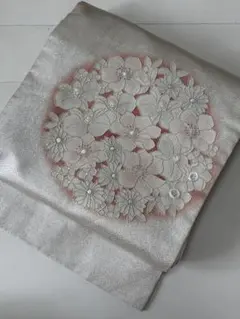 名古屋帯 花丸文様 四季花 銀地のサムネイル