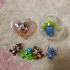 ディズニーグッズ　ディズニーミニチュアフィギュア　６個セット