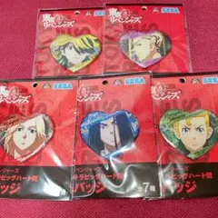 【 東京リベンジャーズ 】  キラキラビッグハート型 缶バッジ　５個セット