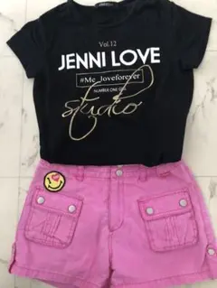 JENNIのTシャツ、半ズボン