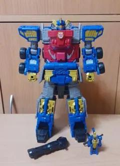 トランスフォーマー レガシー TL-48 オプティマスプライム アルマダコンボイのサムネイル