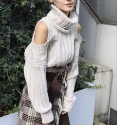 MURUA ムルーア オフショルダー タートルネック ニットセーター