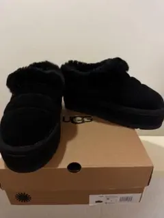 な*ん様 UGG ブラック ムートンブーツ 厚底