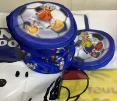 ディズニー(ドナルド、デイジーダック)保冷バッグ【2個】とショルダー巾着2袋