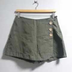 ZARA　ザラ　ボタン付き　スカート風　ショートパンツ