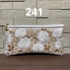 Item thumbnail for item a805e562-addd-4a7a-9219-ce0d9675050f