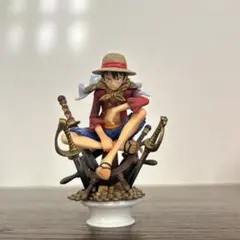 ワンピース　ルフィ　フィギュア