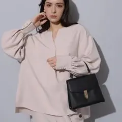 2025年最新】Arpege story シャツ・ブラウスの人気アイテム - メルカリ 