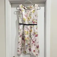 【未使用】チェスティ 花柄 ノースリーブ ワンピース