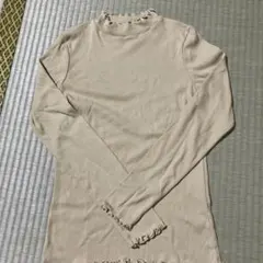 CINEMA CLUB フリルネック長袖トップス