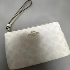 COACH シグネチャー ポーチ リストレット ホワイトのサムネイル