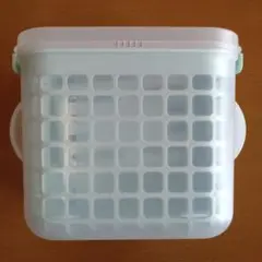 哺乳瓶用消毒ケース　プラスチック製