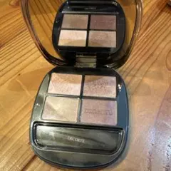 コスメデコルテ　スキンシャドウデザイニングパレット　04