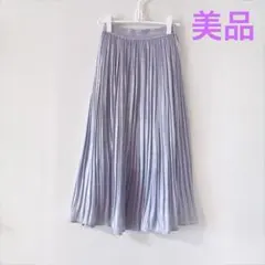 VIS シャイニーサテンフェードアウトプリーツスカート　パープル　ラベンダー